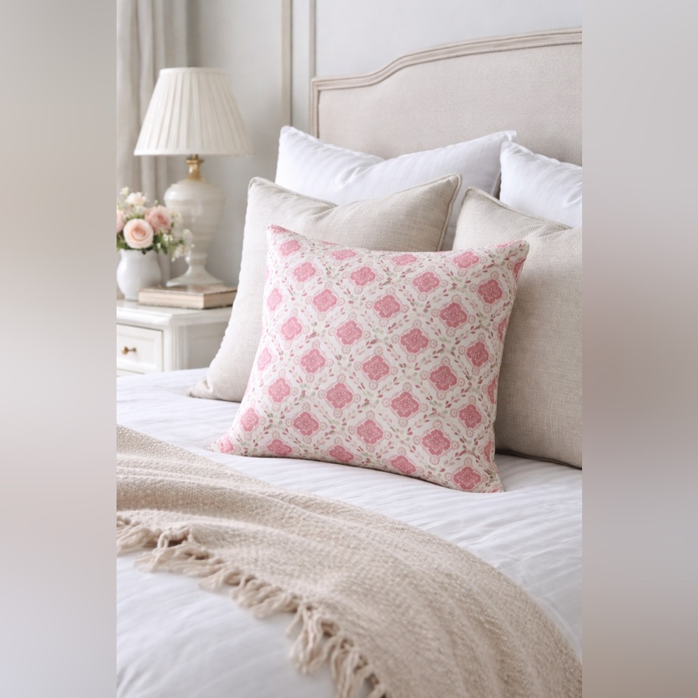 John Robshaw Dhurvi Berry Decorative Pillow 22x22 Pink Green Insert Designer New